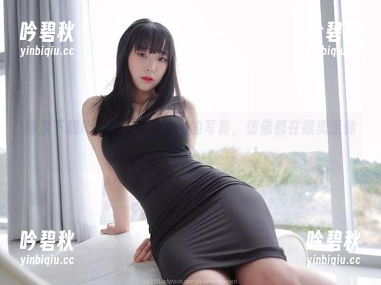 Kang Inkyung 每次下载Kang Inkyung的写真,仿佛都在跟美足健身